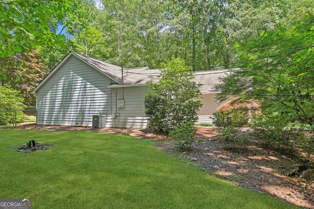 Photo of 34 Dogwood Lane, Newnan, GA 30263 (MLS # 10799593)