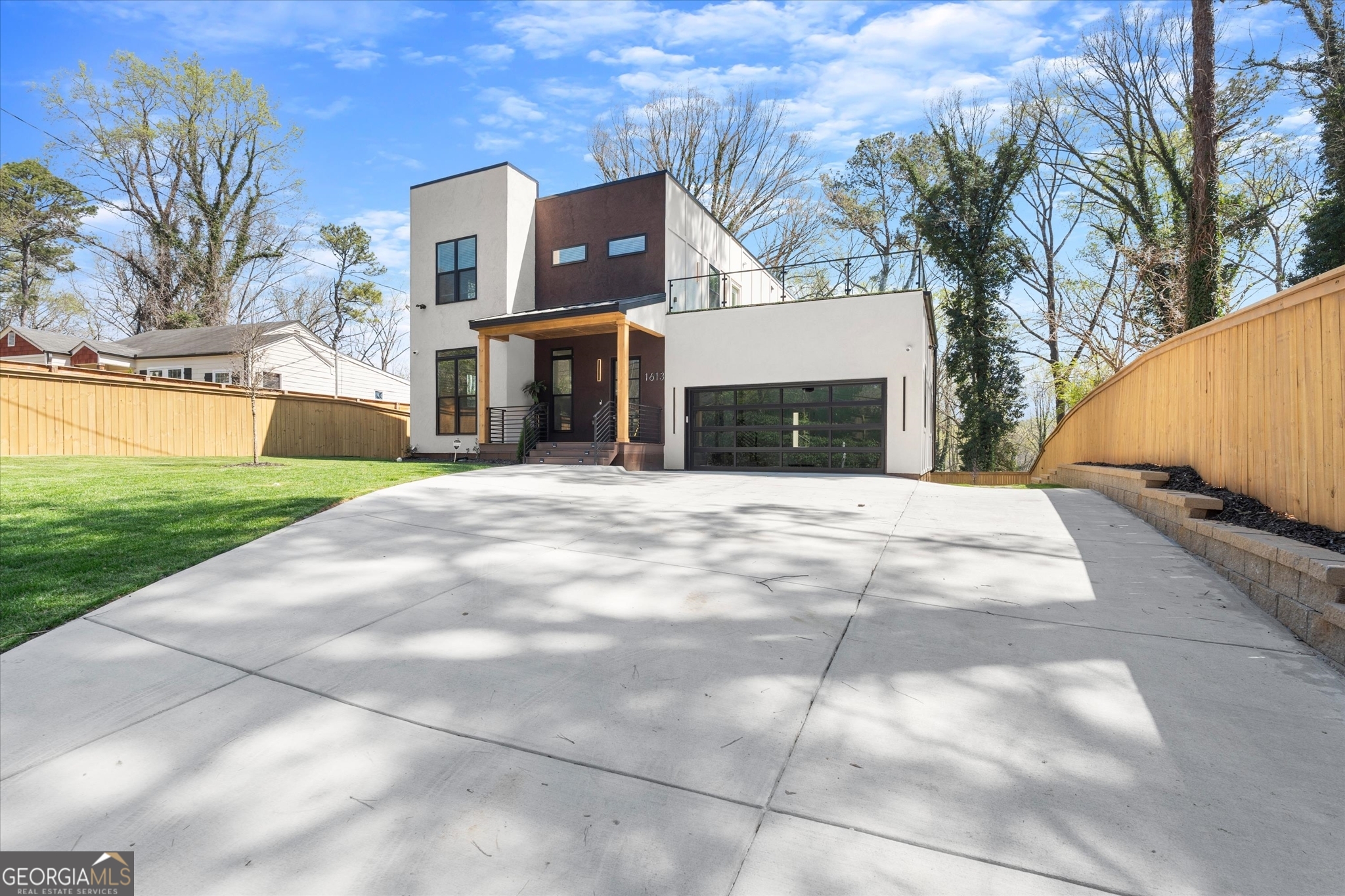 1613 Cecilia DR SE