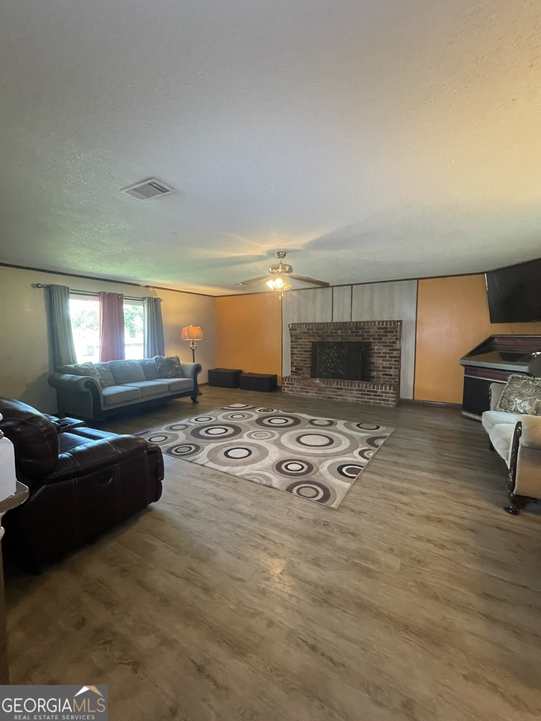 1191 Zoar RD