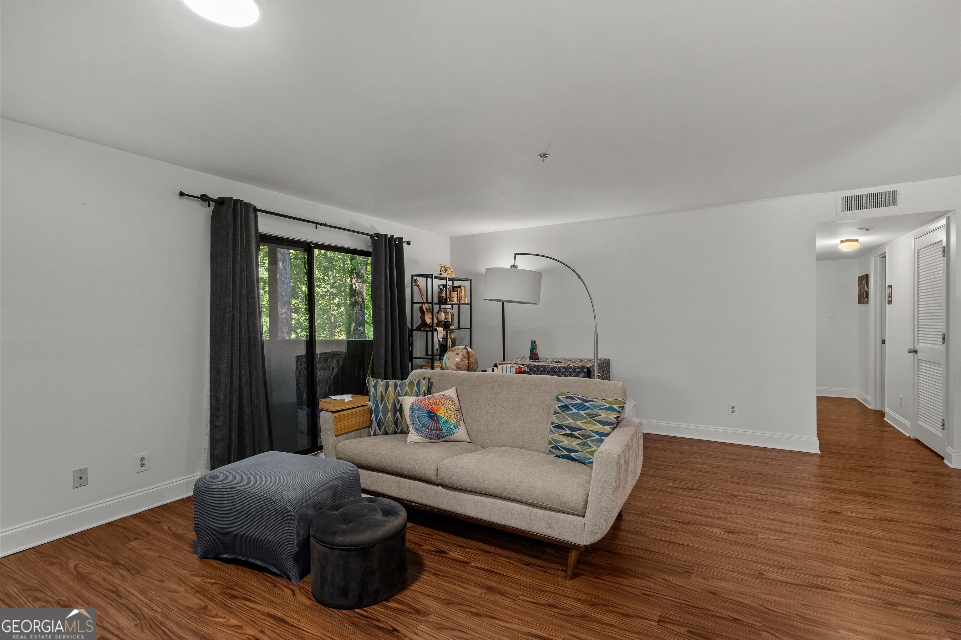 2403 Cumberland CT SE