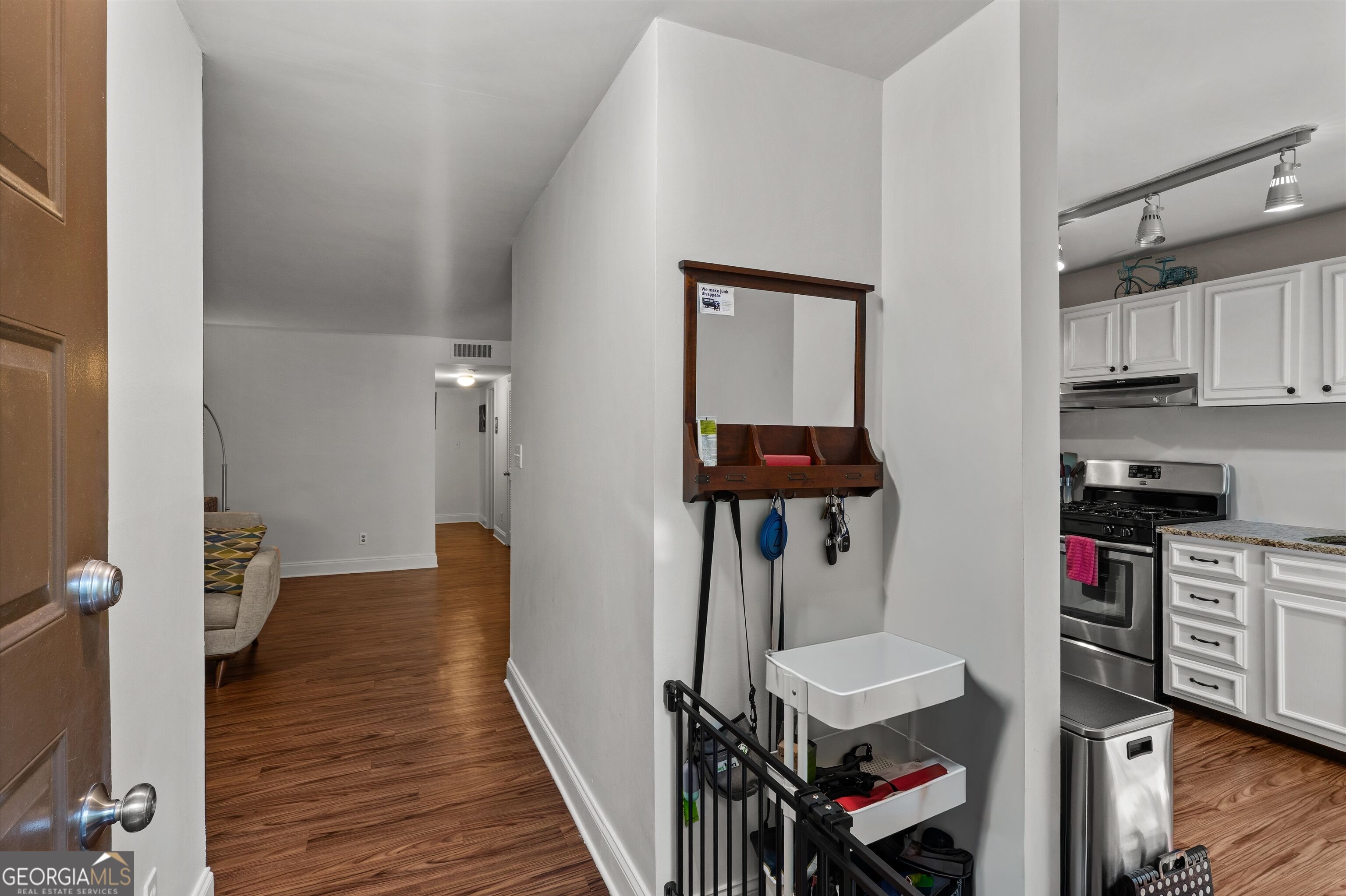 2403 Cumberland CT SE