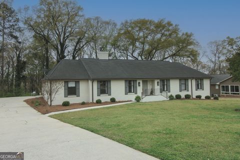 Photo of 112 Maple Drive, Cartersville, GA 30120 (MLS # 10735532)