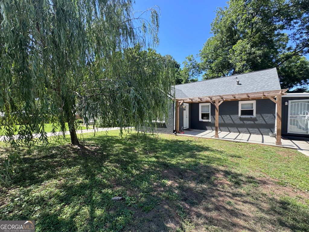 Photo of 2450 Lynn Iris Drive, Decatur, GA 30032 (MLS # 10779054)