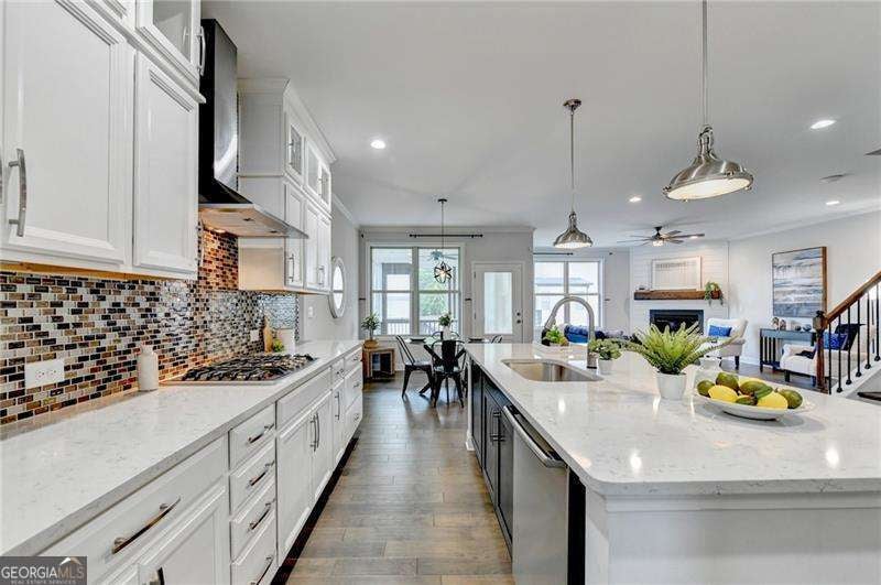 2387 Colby CT