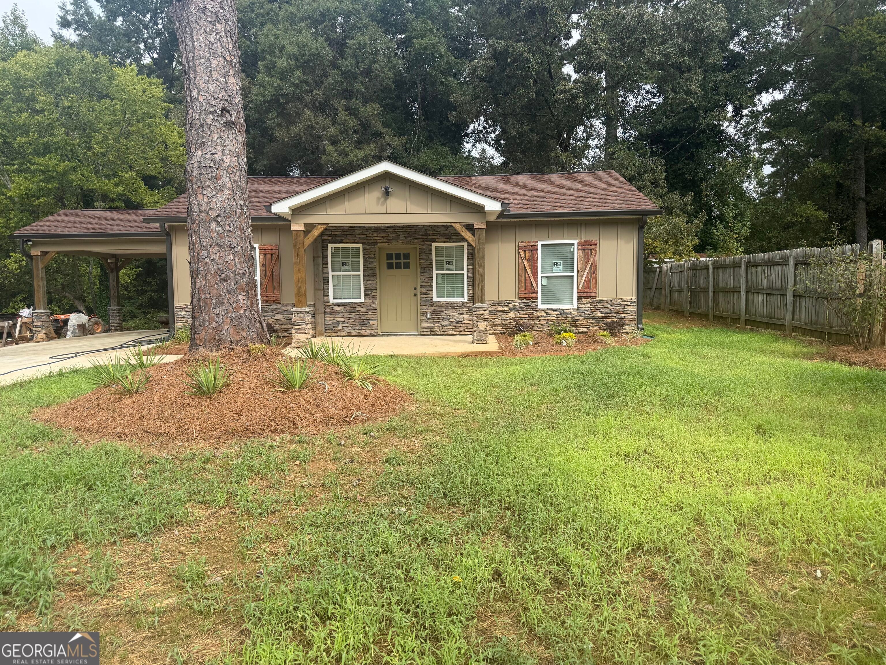 416 Robin Hood RD