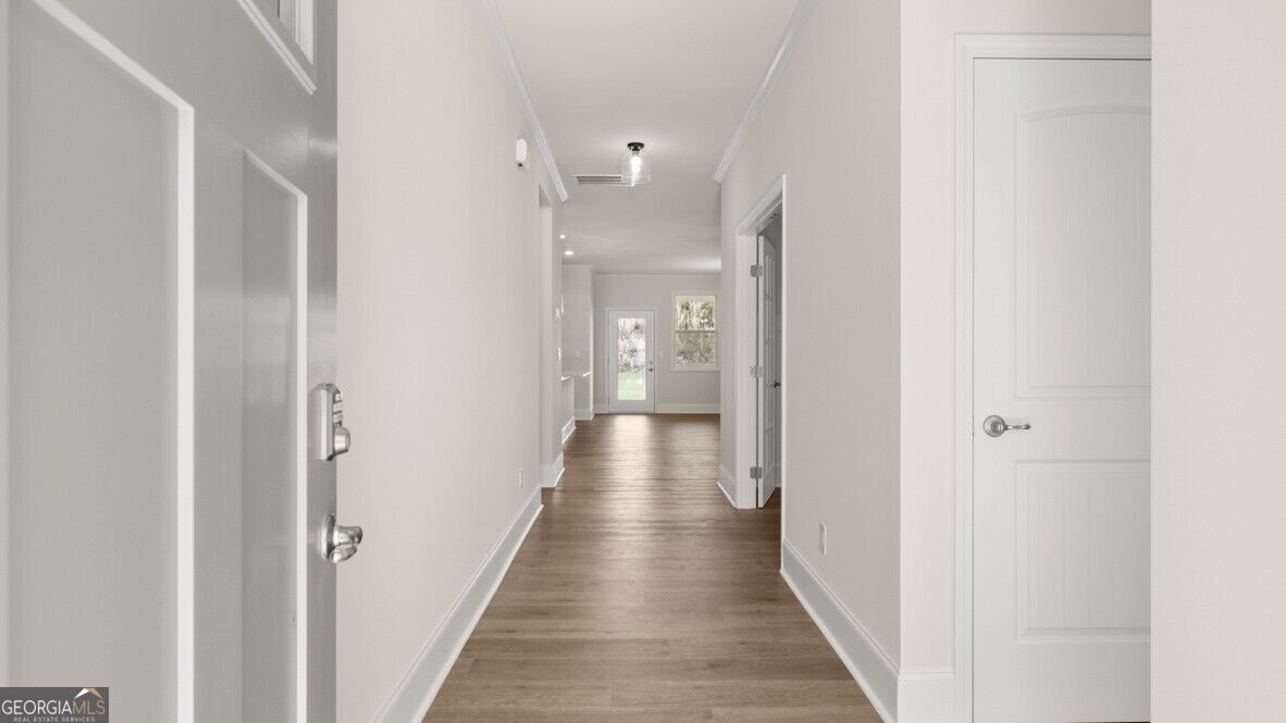 105 Lakeview PT