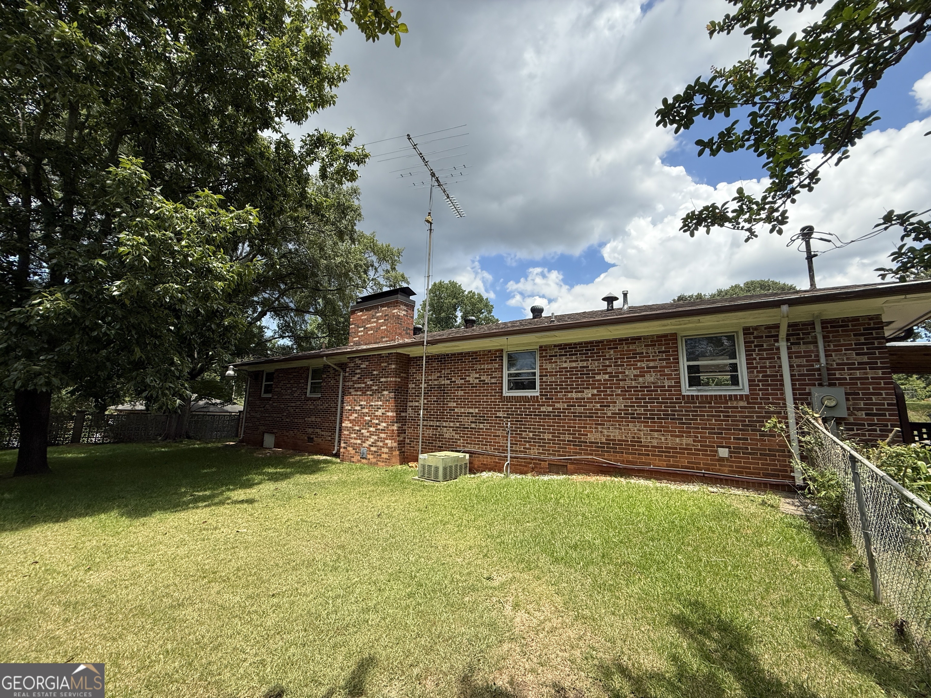 286 Hilltop WAY