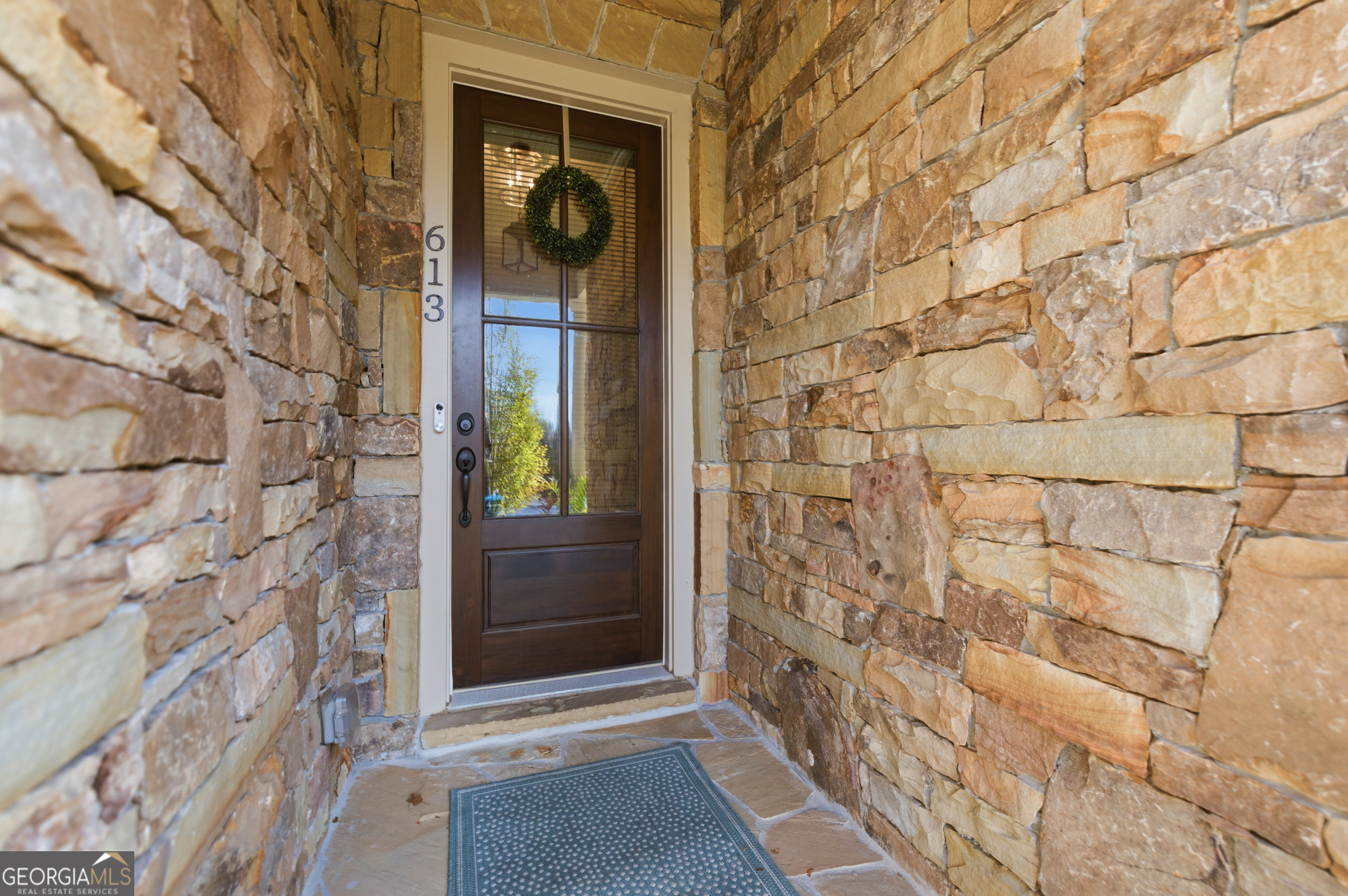 613 Abbington River LN