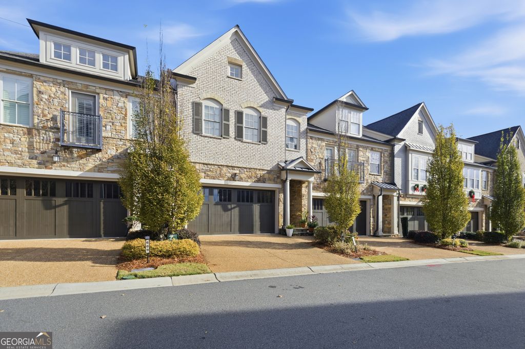 Photo of 613 Abbington River Lane, Atlanta, GA 30339 (MLS # 10724180)