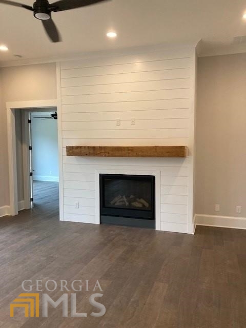 Ebenezer Pond - Residential