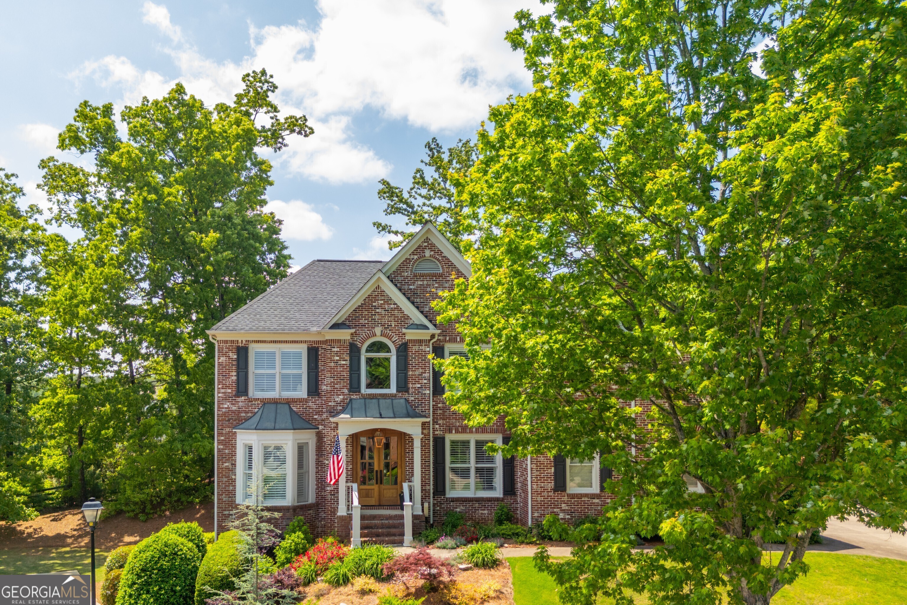 7048 Bennington LN