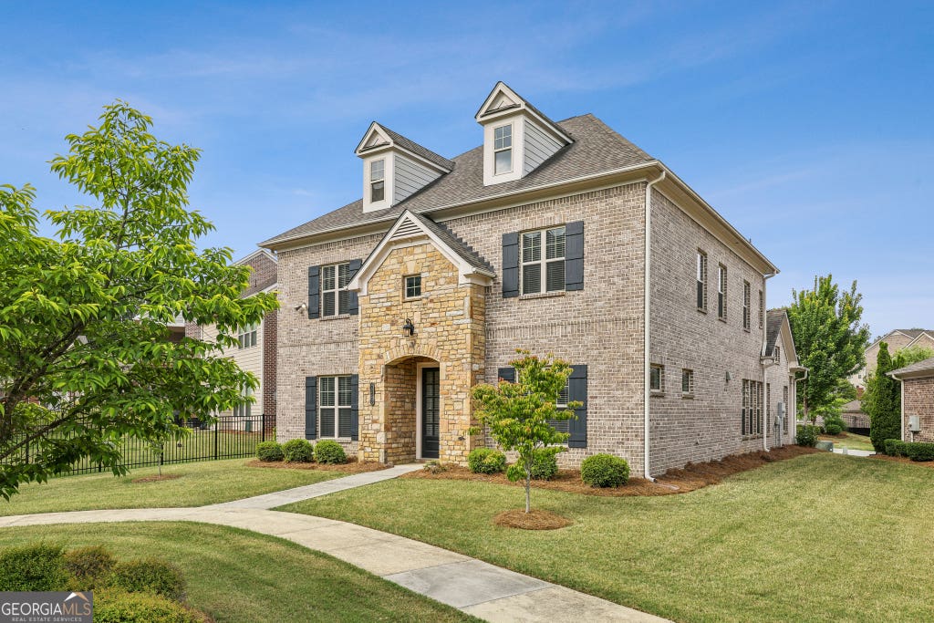 Photo of 2240 Nancy Creek Drive, Atlanta, GA 30341 (MLS # 10763639)
