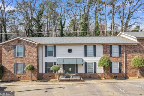 Photo of 5641 Kingsport Drive #8, Atlanta, GA 30342 (MLS # 10697603)