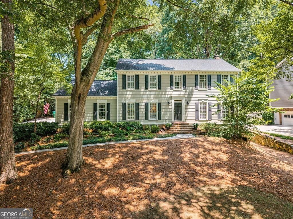 1160 Old Woodbine RD NE