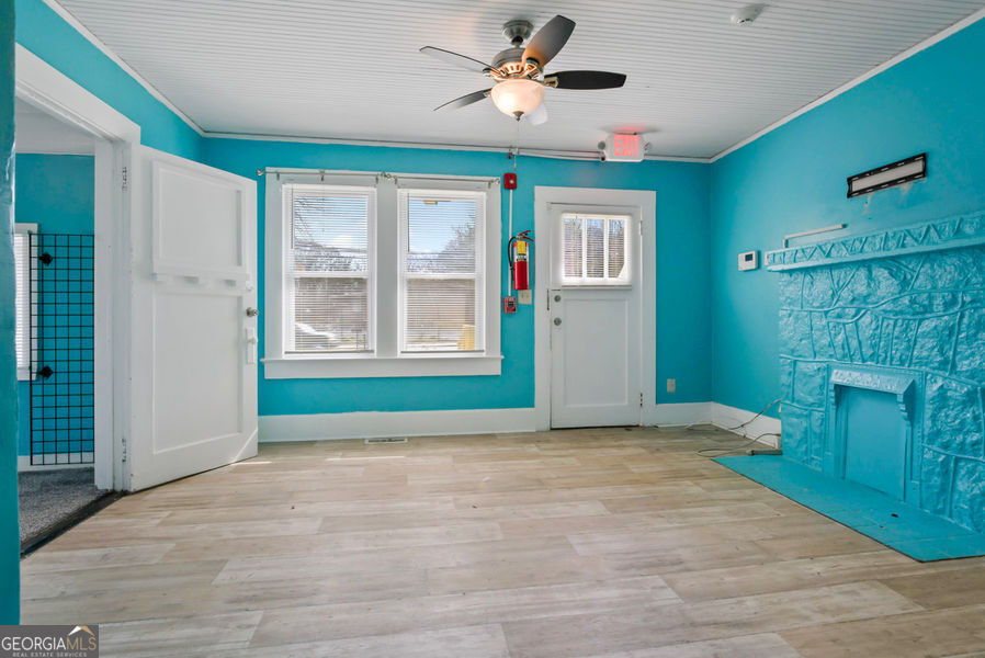 2431 Fairburn RD SW