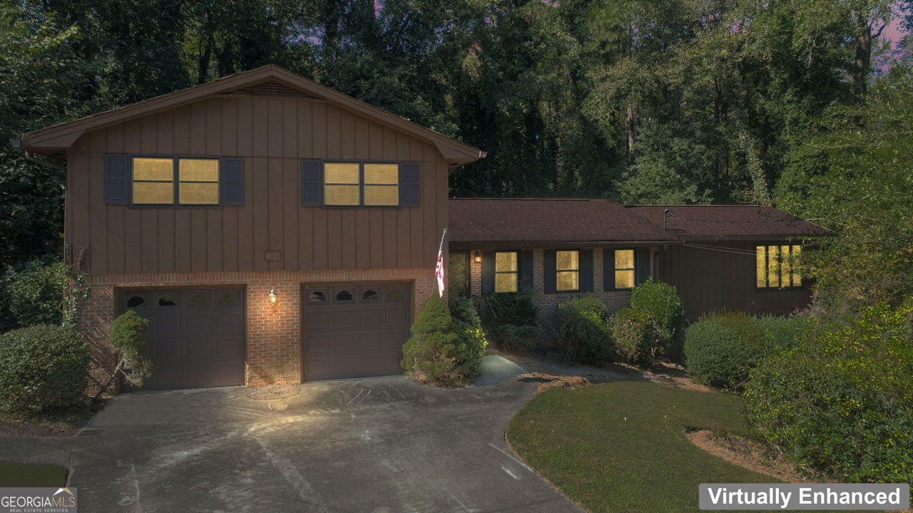 313 Nancy CT SW