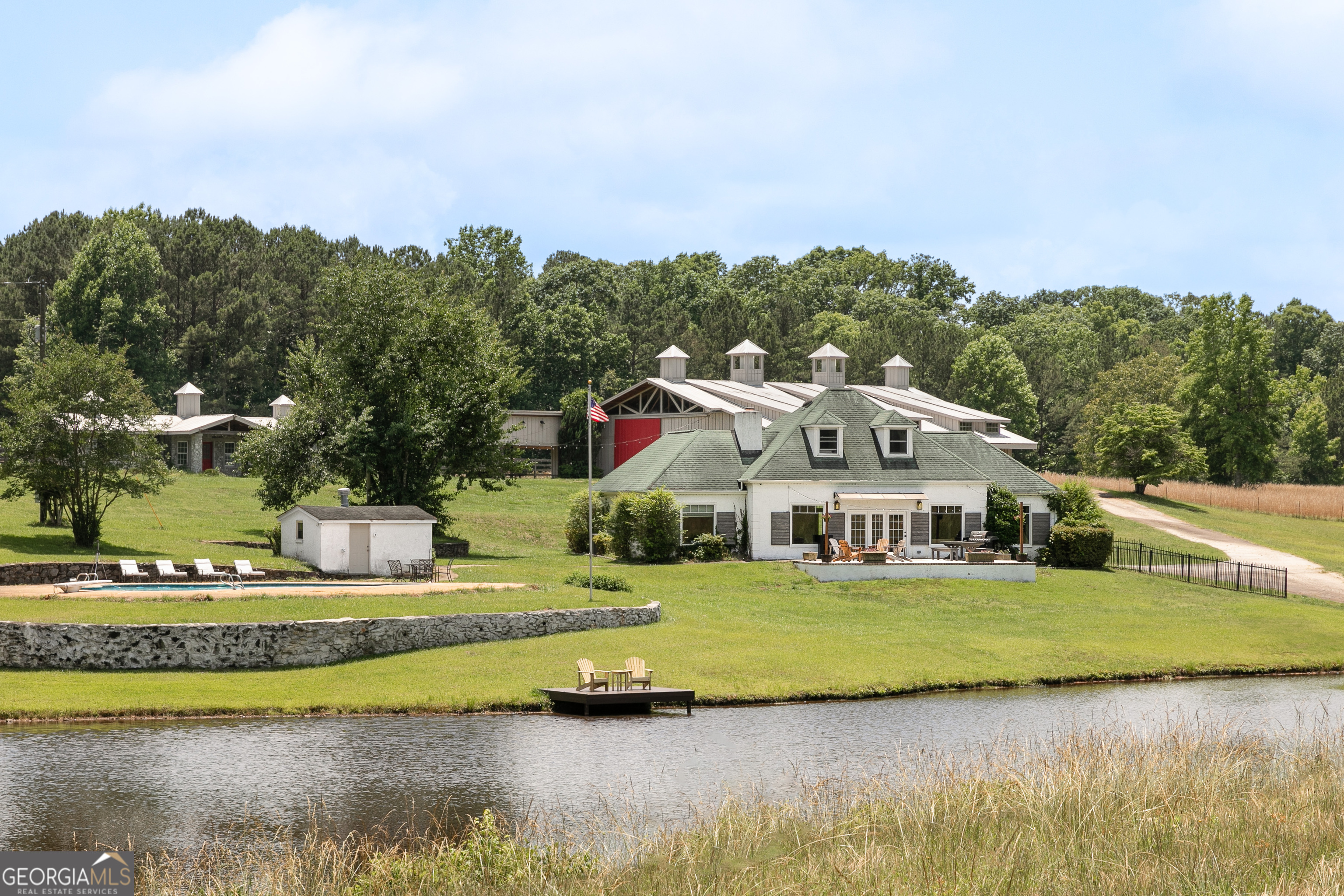 364 Country Club RD
