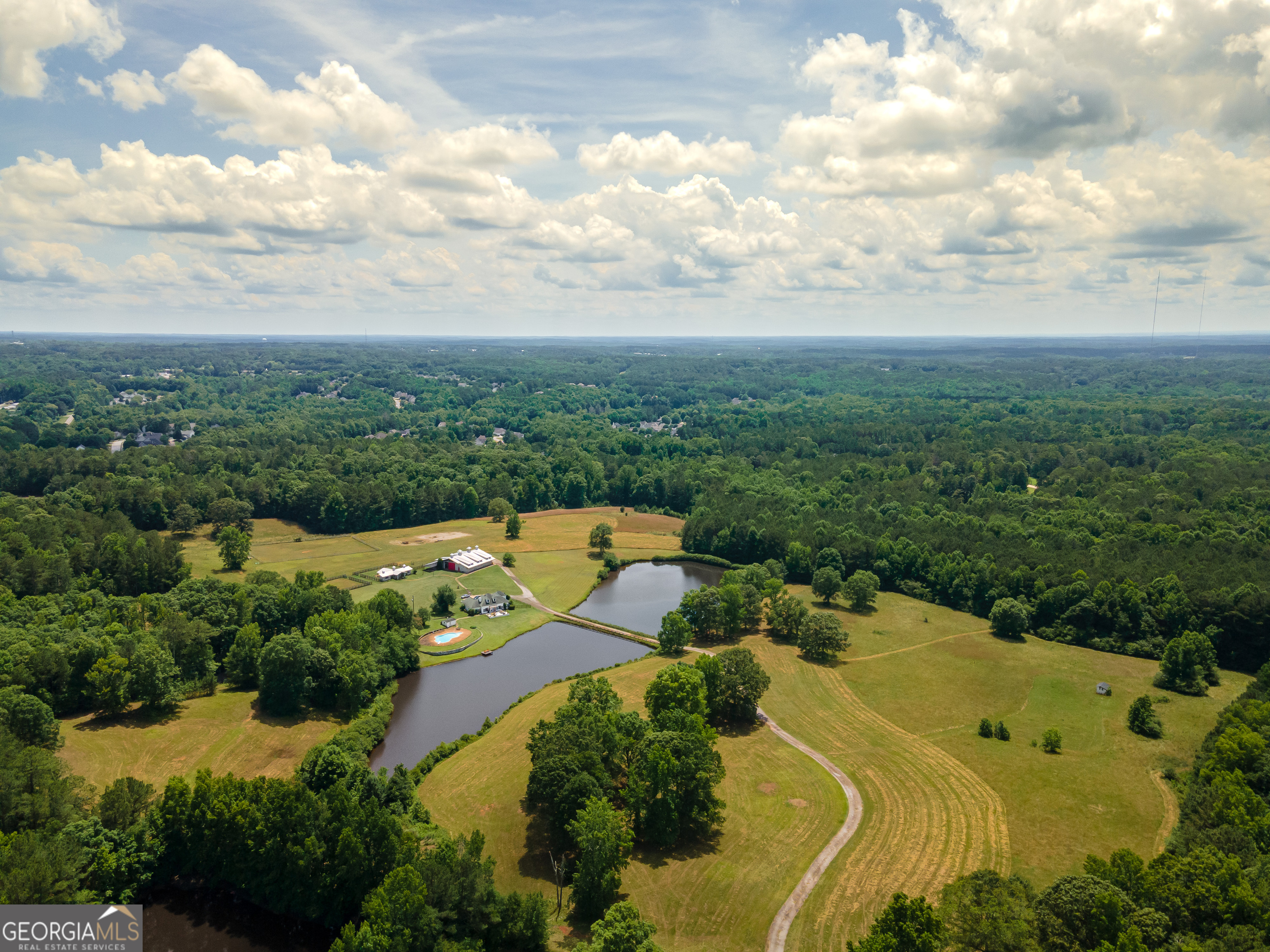 364 Country Club RD