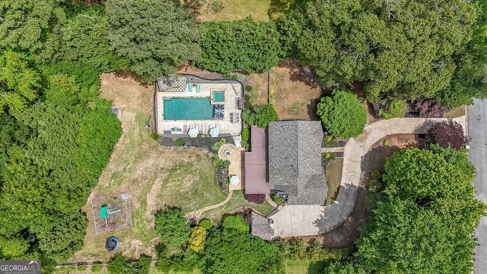 4135 Creekwood DR