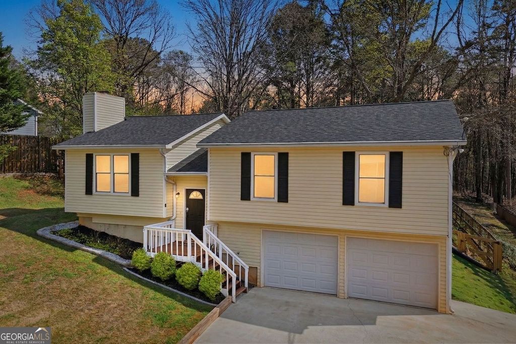 Photo of 1160 Toonigh Road, Canton, GA 30115 (MLS # 10722184)