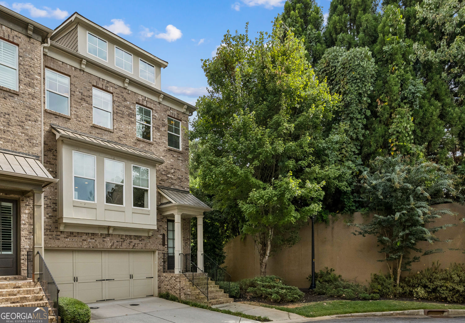 Atlanta, Georgia 30329, United States, 3 Bedrooms Bedrooms, ,4 BathroomsBathrooms,Residential,Active,217835