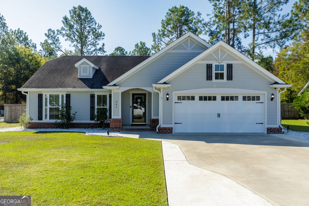 Photo of 901 Sugarberry Drive, Hahira, GA 31632 (MLS # 10631690)