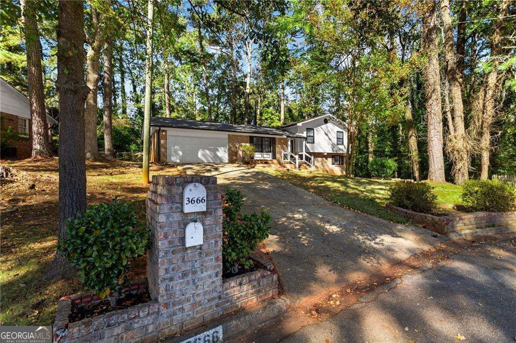 Photo of 3666 Stanford Circle, Decatur, GA 30034 (MLS # 10774922)