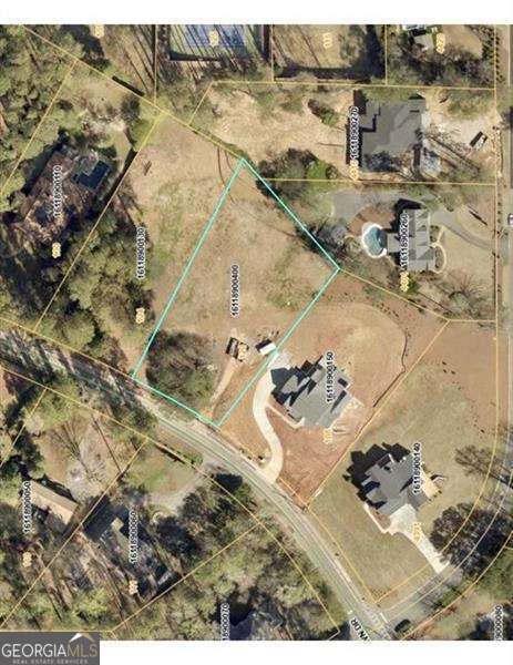 A new construction project is scheduled to commence on this 1.05-acre lot located in East Cobb, within the Walton High School District. Interested parties are invited to submit their plans or review our available designs. We will customize the construction to align with your requirements and aspirations, within the stipulated price, and will collaborate with builders who prioritize your input while upholding clear communication throughout the process. Should your budget exceed the listed price, we are also able to accommodate that request. This lot has been cleared and is prepared for the initiation of the building process.