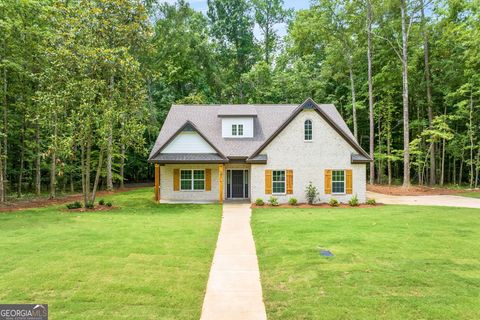 A home in Lanett