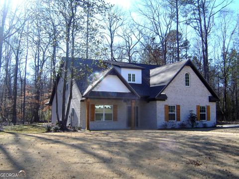 A home in Lanett