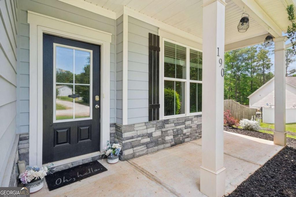 Photo of 190 Tarpley Way, Covington, GA 30016 (MLS # 10782291)