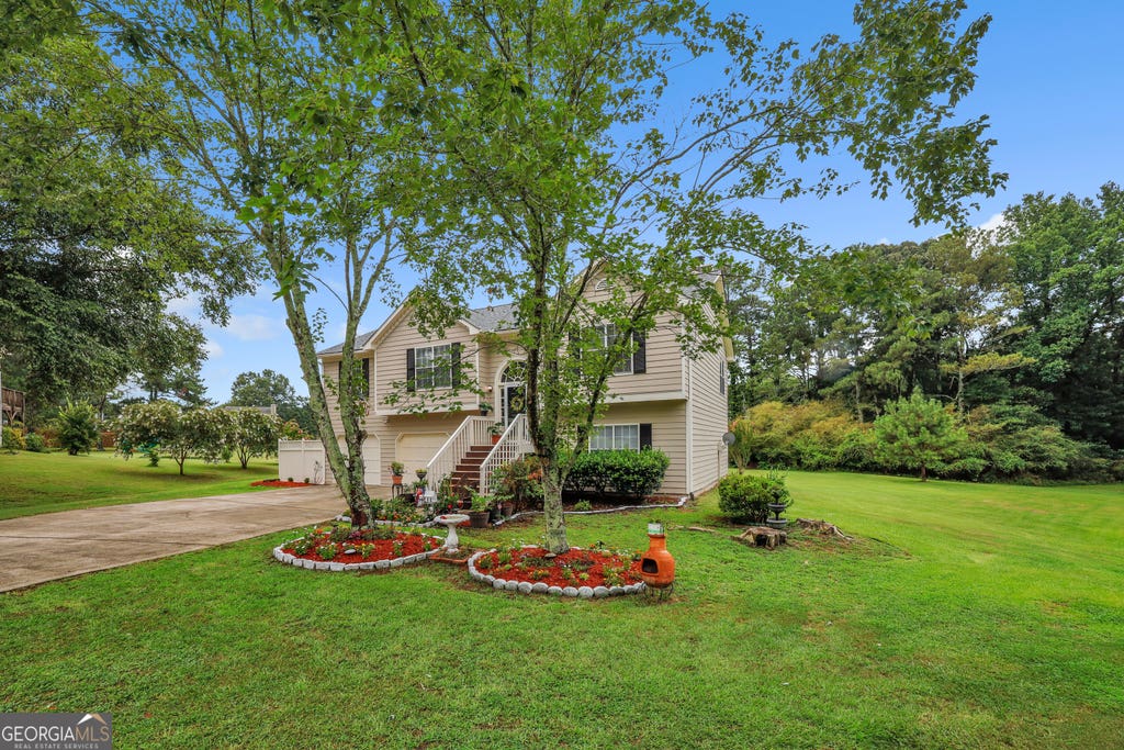 Photo of 401 Nicole Court, Winder, GA 30680 (MLS # 10812970)