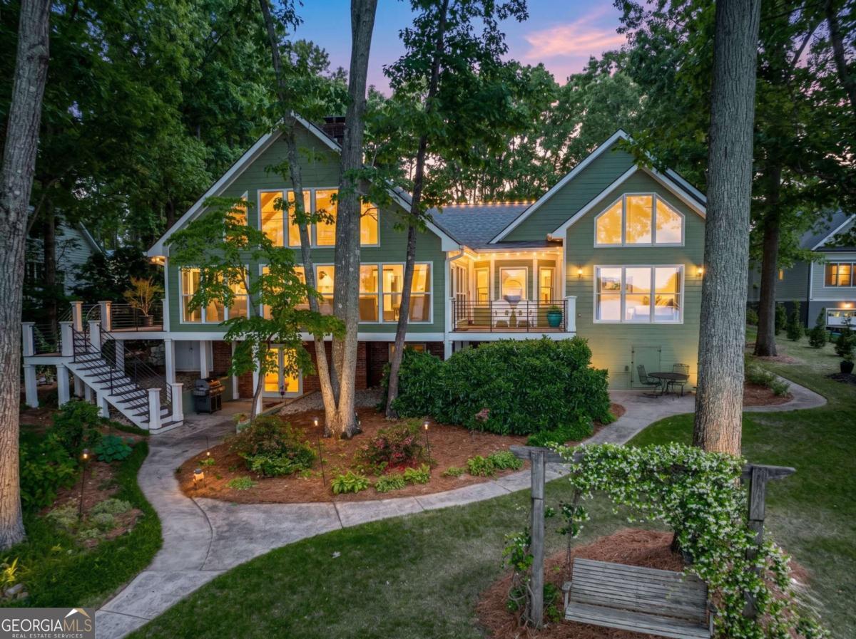 165 Lakeview DR