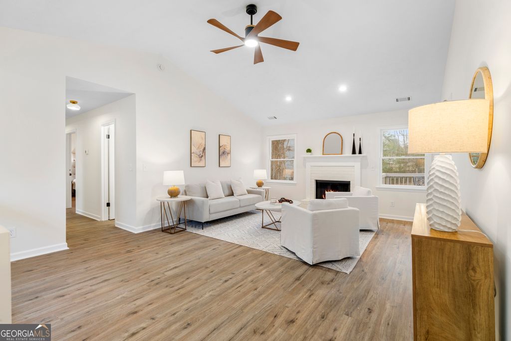 Photo of 5680 Princeton Oaks Drive, Sugar Hill, GA 30518 (MLS # 10689578)