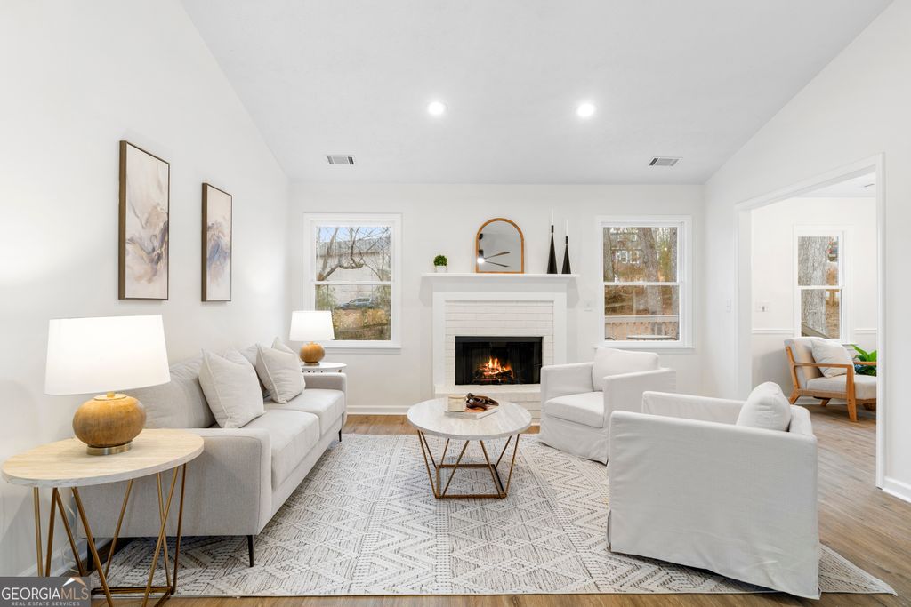 Photo of 5680 Princeton Oaks Drive, Sugar Hill, GA 30518 (MLS # 10689578)