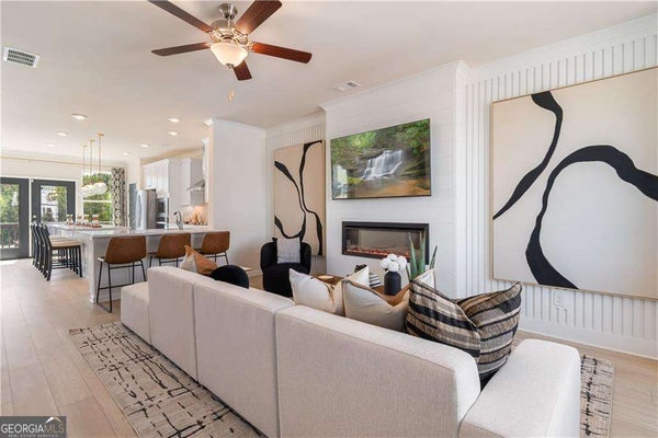 2802 DAYBREAK LN, NEWNAN, GA 30265 - Image f5f355be75bc4407bdfbca32425dde4b/4174448366