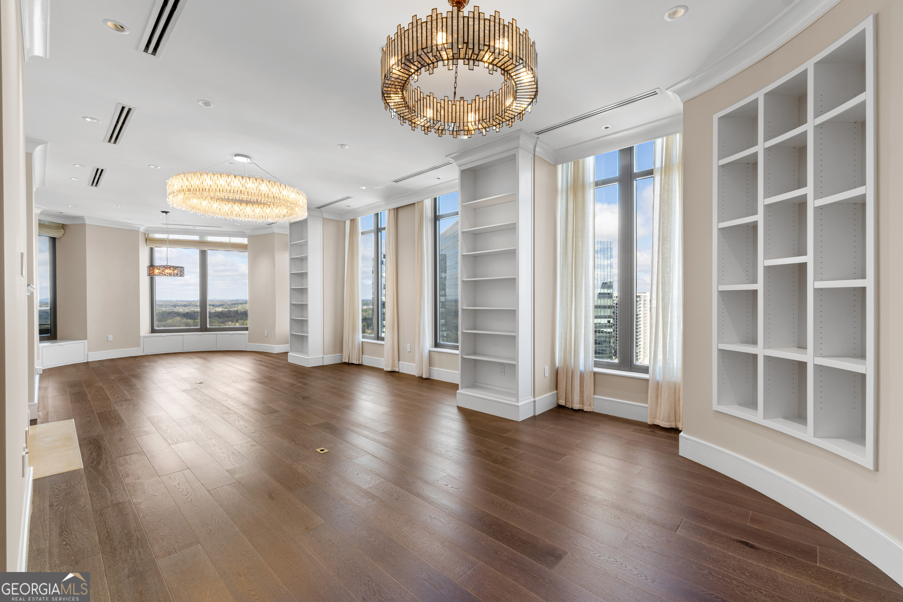 3376 Peachtree Rd NE 35A