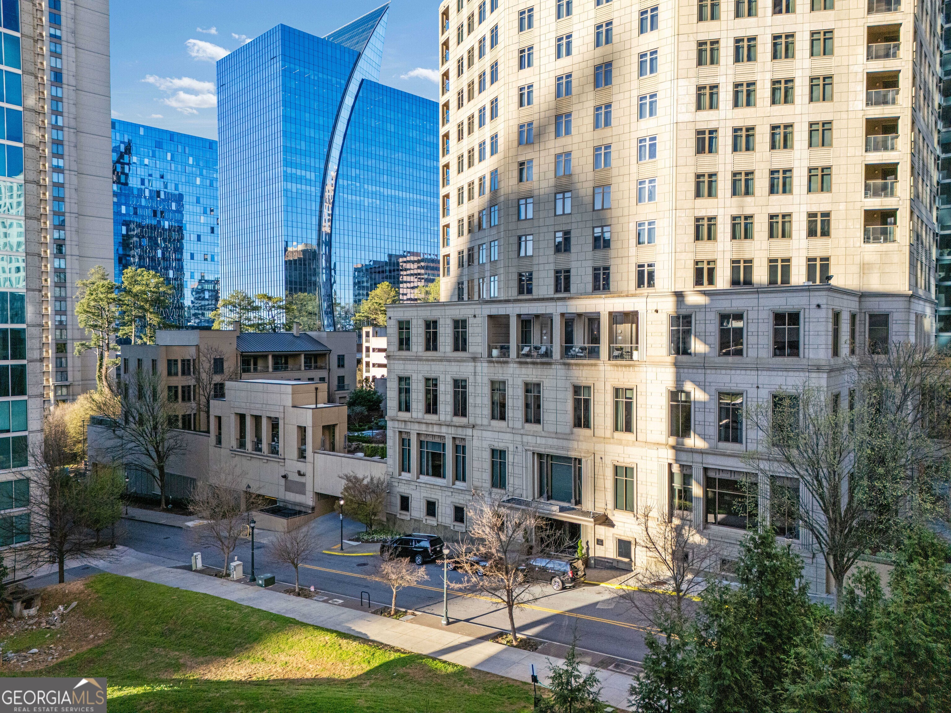 3376 Peachtree Rd NE 35A