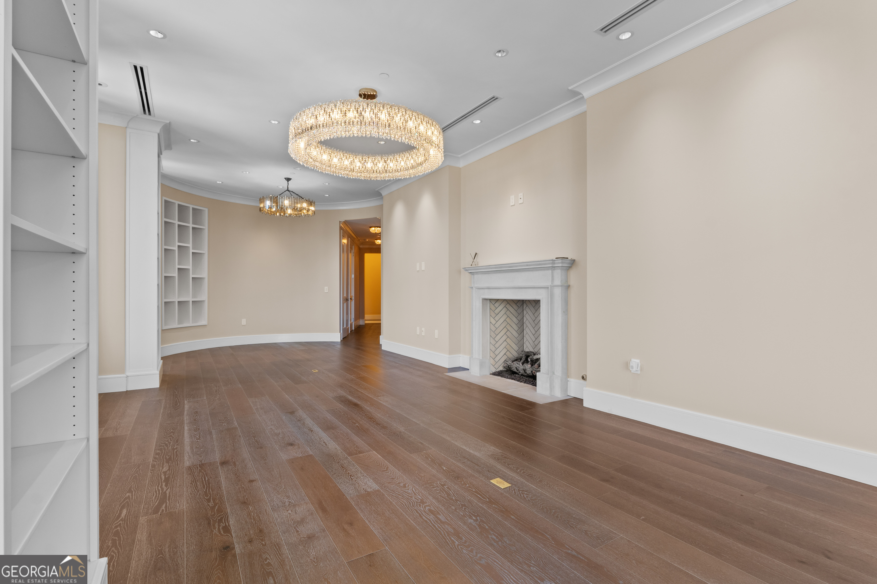 3376 Peachtree Rd NE 35A