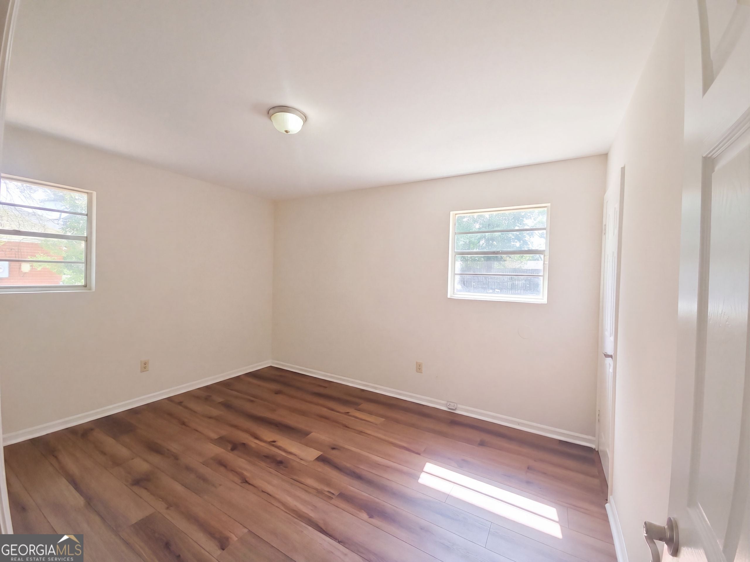 1812 Empress AVE