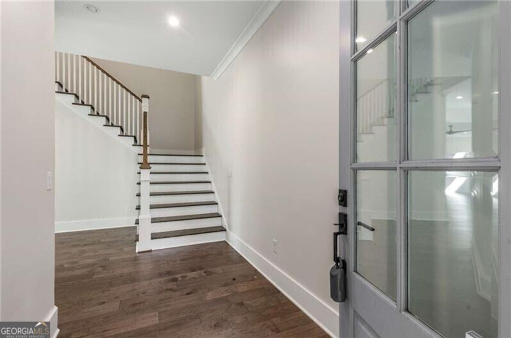 Photo of 1006 Northcliffe Drive NW, Atlanta, GA 30318 (MLS # 10655836)