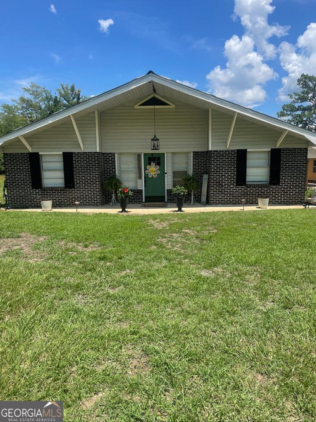 Photo of 8031 E Cypress Drive, Donalsonville, GA 39845 (MLS # 10669625)
