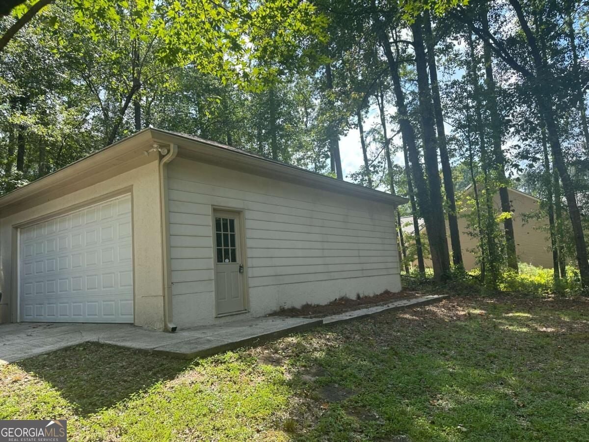 2899 Carnes RD