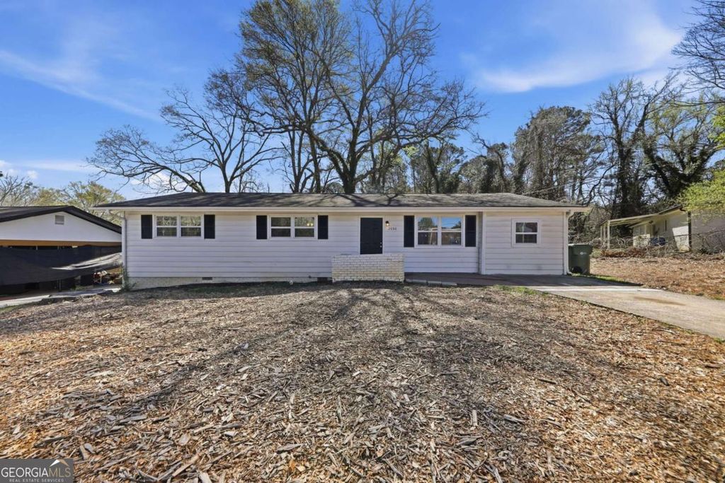 Photo of 2086 Fairburn Road SW, Atlanta, GA 30331 (MLS # 10711691)