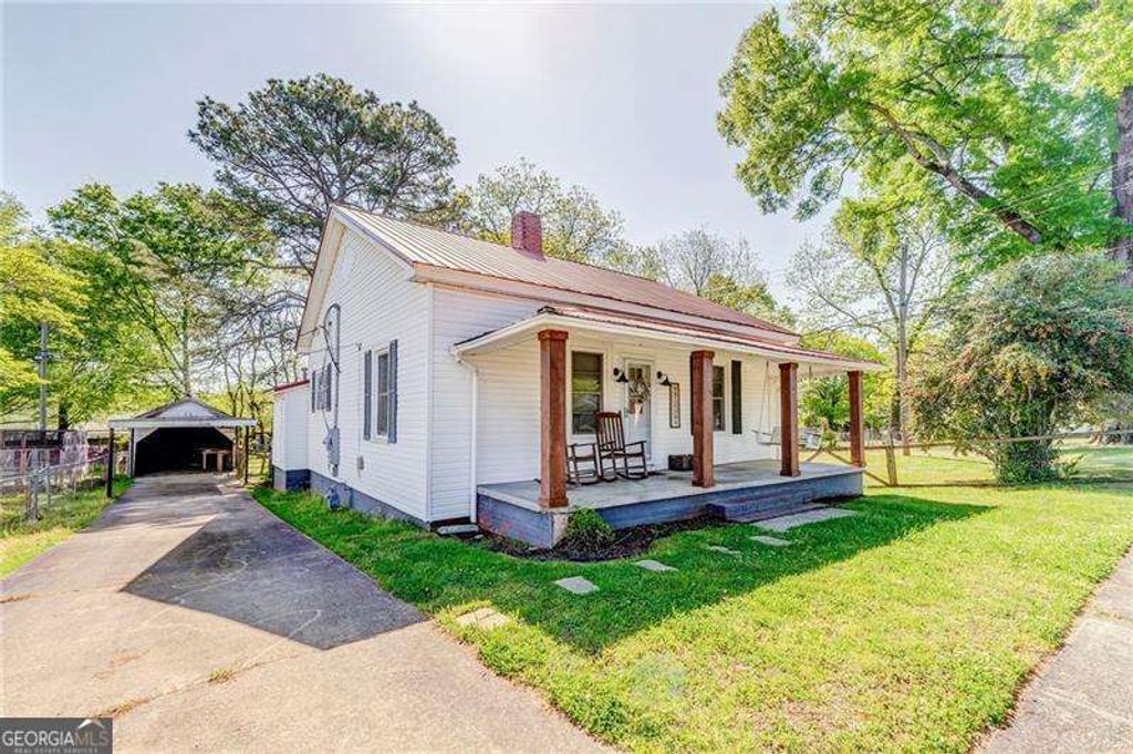 Photo of 33 Elm Street, Aragon, GA 30104 (MLS # 10730906)