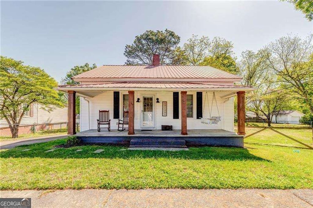 Photo of 33 Elm Street, Aragon, GA 30104 (MLS # 10730906)