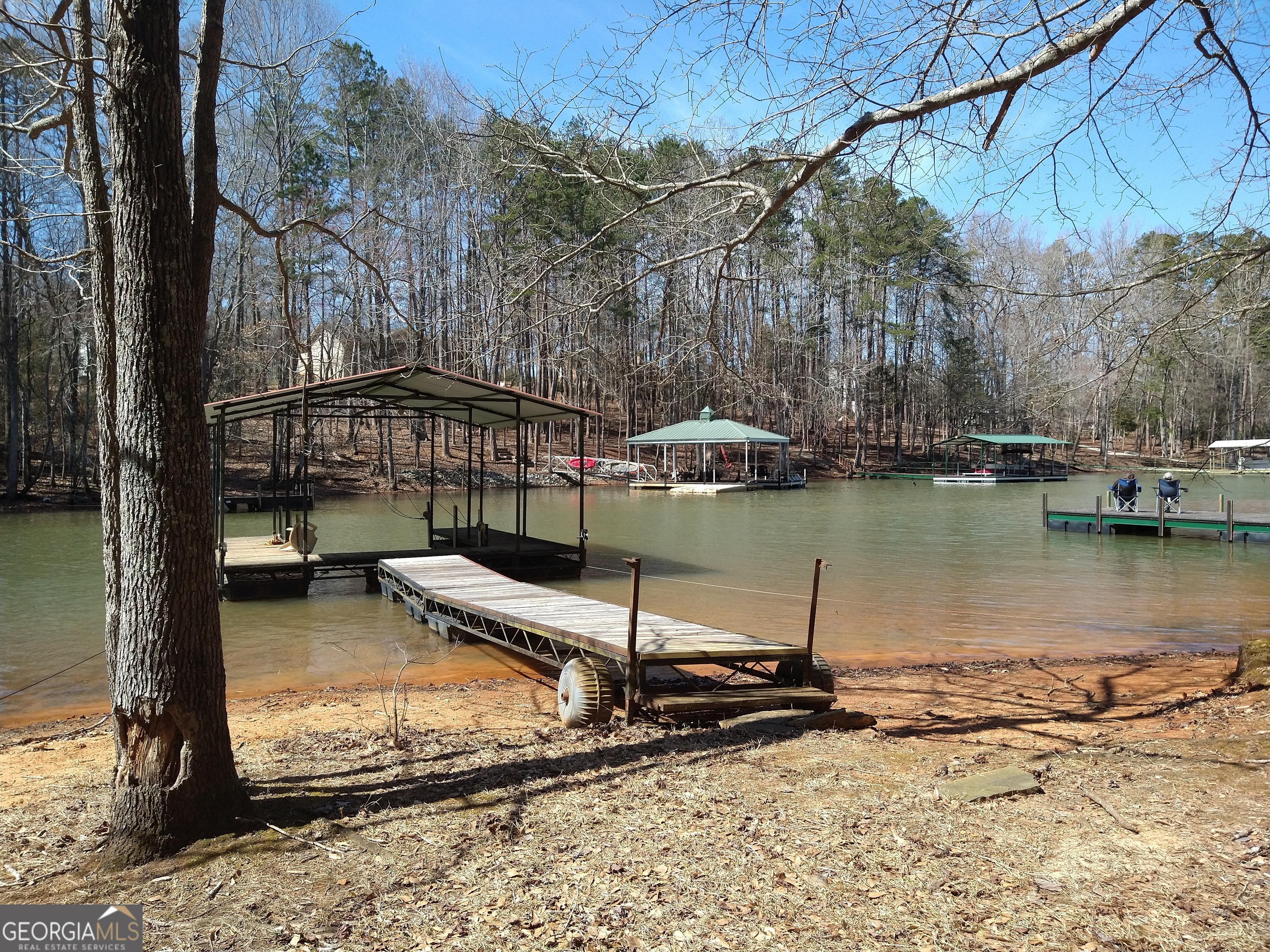 121 Laurel CIR