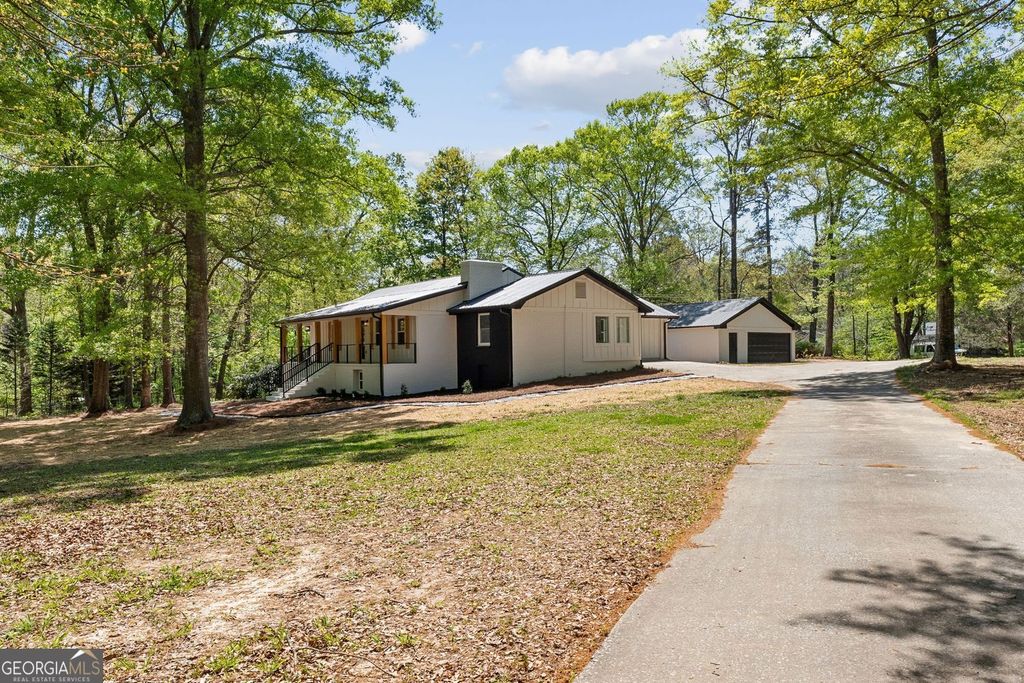 Photo of 350 Pine Shadows Drive, Dallas, GA 30157 (MLS # 10730320)