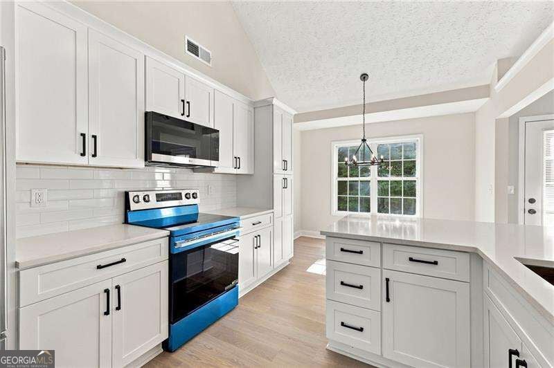 3149 Gem Ives CT