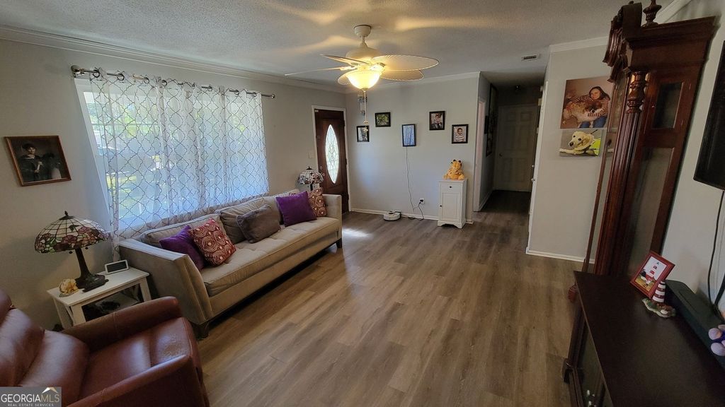 Photo of 128 Wassaw Road, Savannah, GA 31410 (MLS # 10722437)